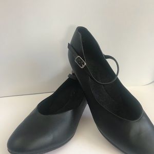 Character Shoes Genuine Leather